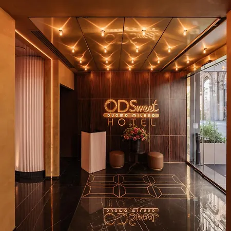 酒店 Odsweet Duomo 4*